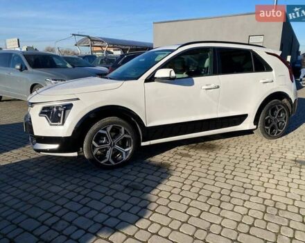 Білий Кіа Niro, об'ємом двигуна 1.6 л та пробігом 19 тис. км за 22900 $, фото 3 на Automoto.ua