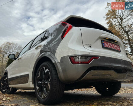 Білий Кіа Niro, об'ємом двигуна 0 л та пробігом 85 тис. км за 26899 $, фото 90 на Automoto.ua