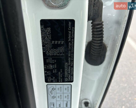 Киа Niro 2023 в Черкассах на Automoto.ua Белый Киа Niro, объемом двигателя 0 л и пробегом 81 тыс. км за 27400 $, фото 14 на Automoto.ua