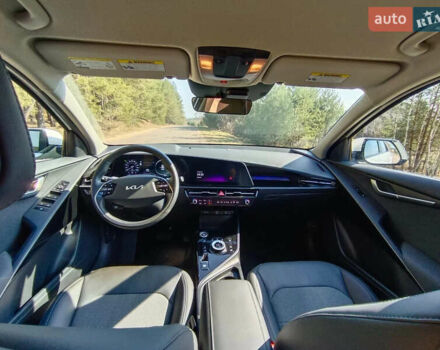 Белый Киа Niro, объемом двигателя 0 л и пробегом 64 тыс. км за 22000 $, фото 10 на Automoto.ua
