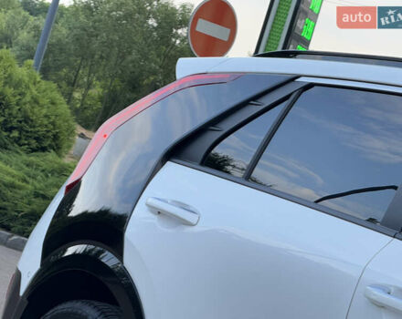 Киа Niro 2023 в Дрогобыче на Automoto.ua Белый Киа Niro, объемом двигателя 0 л и пробегом 57 тыс. км за 23850 $, фото 11 на Automoto.ua