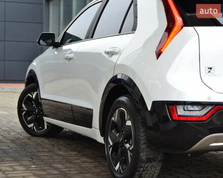 Белый Киа Niro, объемом двигателя 0 л и пробегом 33 тыс. км за 27999 $, фото 25 на Automoto.ua