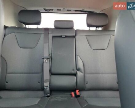 Белый Киа Niro, объемом двигателя 1.58 л и пробегом 37 тыс. км за 6000 $, фото 9 на Automoto.ua