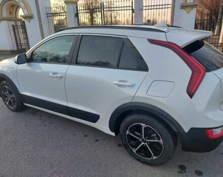 Белый Киа Niro, объемом двигателя 1.6 л и пробегом 7 тыс. км за 29000 $, фото 3 на Automoto.ua