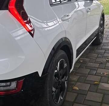 Білий Кіа Niro, об'ємом двигуна 0 л та пробігом 32 тис. км за 16500 $, фото 4 на Automoto.ua