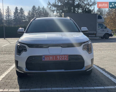 Белый Киа Niro, объемом двигателя 0 л и пробегом 35 тыс. км за 24900 $, фото 3 на Automoto.ua