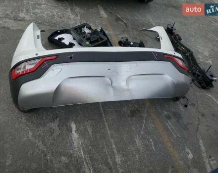 Белый Киа Niro, объемом двигателя 1.58 л и пробегом 37 тыс. км за 6000 $, фото 12 на Automoto.ua