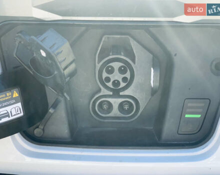 Белый Киа Niro, объемом двигателя 0 л и пробегом 35 тыс. км за 24900 $, фото 52 на Automoto.ua