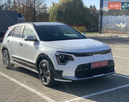 Белый Киа Niro, объемом двигателя 0 л и пробегом 35 тыс. км за 24900 $, фото 4 на Automoto.ua