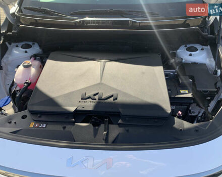 Белый Киа Niro, объемом двигателя 0 л и пробегом 35 тыс. км за 24900 $, фото 39 на Automoto.ua