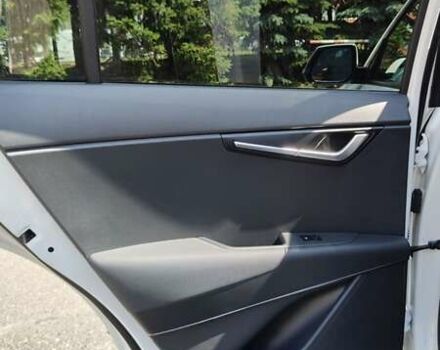 Белый Киа Niro, объемом двигателя 0 л и пробегом 1 тыс. км за 24500 $, фото 24 на Automoto.ua