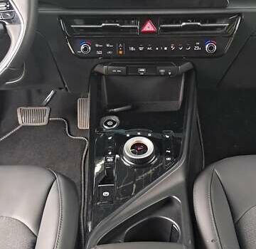 Білий Кіа Niro, об'ємом двигуна 0 л та пробігом 32 тис. км за 16500 $, фото 13 на Automoto.ua