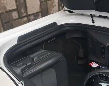 Білий Кіа Niro, об'ємом двигуна 0 л та пробігом 32 тис. км за 16500 $, фото 11 на Automoto.ua