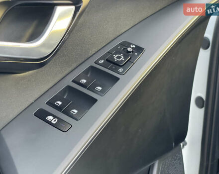 Белый Киа Niro, объемом двигателя 0 л и пробегом 9 тыс. км за 27800 $, фото 36 на Automoto.ua