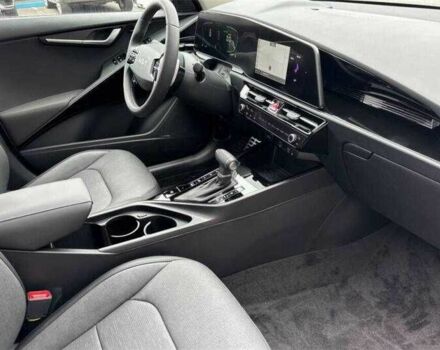 Белый Киа Niro, объемом двигателя 1.6 л и пробегом 6 тыс. км за 8800 $, фото 10 на Automoto.ua