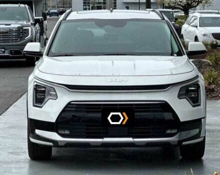 Белый Киа Niro, объемом двигателя 1.6 л и пробегом 6 тыс. км за 8800 $, фото 4 на Automoto.ua