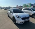 Белый Киа Niro, объемом двигателя 1.6 л и пробегом 120 тыс. км за 16000 $, фото 3 на Automoto.ua