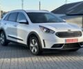 Белый Киа Niro, объемом двигателя 1.6 л и пробегом 102 тыс. км за 13800 $, фото 4 на Automoto.ua