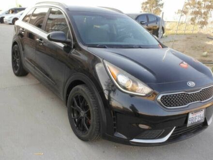 Кіа Niro 2018 у Каменце-Подольском на Automoto.ua Білий Кіа Niro, об'ємом двигуна 1.6 л та пробігом 51 тис. км за 12000 $, фото 1 на Automoto.ua
