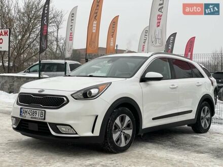 Білий Кіа Niro, об'ємом двигуна 1.6 л та пробігом 176 тис. км за 16755 $, фото 1 на Automoto.ua