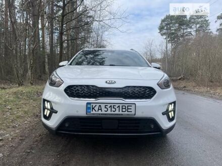 Білий Кіа Niro, об'ємом двигуна 1.58 л та пробігом 97 тис. км за 22700 $, фото 1 на Automoto.ua