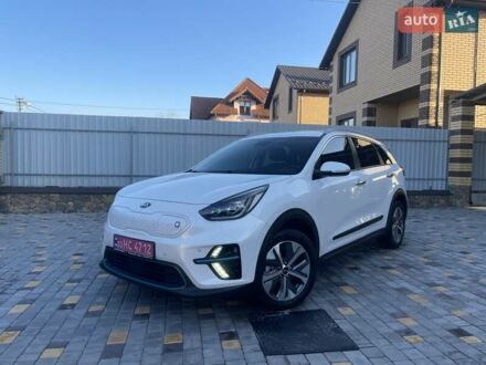 Киа Niro 2019 в Виннице на Automoto.ua Белый Киа Niro, объемом двигателя 0 л и пробегом 83 тыс. км за 17900 $, фото 1 на Automoto.ua