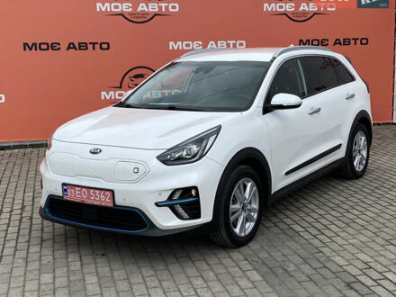 Белый Киа Niro, объемом двигателя 0 л и пробегом 51 тыс. км за 19500 $, фото 1 на Automoto.ua