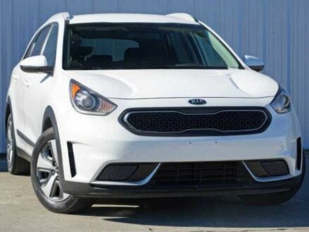 Белый Киа Niro, объемом двигателя 1.6 л и пробегом 50 тыс. км за 9000 $, фото 1 на Automoto.ua