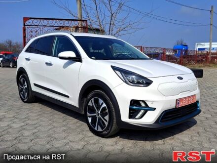 Кіа Niro 2019 у Дніпро (Дніпропетровську) на Automoto.ua Білий Кіа Niro, об'ємом двигуна 0 л та пробігом 109 тис. км за 17700 $, фото 1 на Automoto.ua
