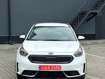 Киа Niro 2019 в Хмельницком на Automoto.ua Белый Киа Niro, объемом двигателя 1.6 л и пробегом 325 тыс. км за 13600 $, фото 1 на Automoto.ua
