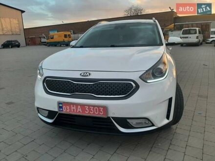 Киа Niro 2019 в Владимир-Волынский на Automoto.ua Белый Киа Niro, объемом двигателя 1.58 л и пробегом 188 тыс. км за 17100 $, фото 1 на Automoto.ua