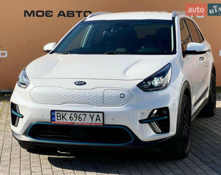 Білий Кіа Niro, об'ємом двигуна 0 л та пробігом 70 тис. км за 18850 $, фото 1 на Automoto.ua