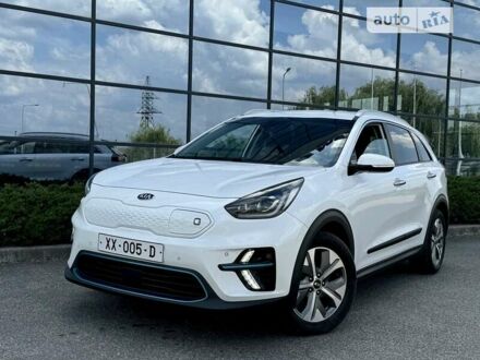 Белый Киа Niro, объемом двигателя 0 л и пробегом 93 тыс. км за 17900 $, фото 1 на Automoto.ua