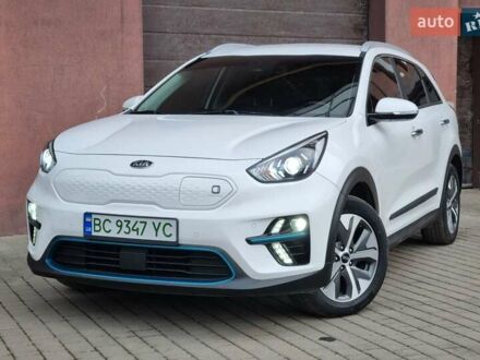 Белый Киа Niro, объемом двигателя 0 л и пробегом 75 тыс. км за 19300 $, фото 1 на Automoto.ua