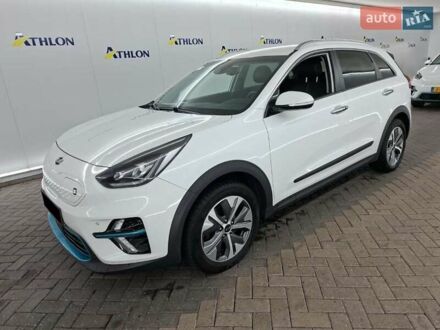 Кіа Niro 2020 у Дніпро (Дніпропетровську) на Automoto.ua Білий Кіа Niro, об'ємом двигуна 0 л та пробігом 111 тис. км за 19846 $, фото 1 на Automoto.ua