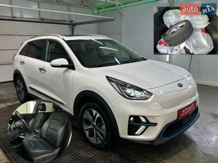 Білий Кіа Niro, об'ємом двигуна 0 л та пробігом 59 тис. км за 22800 $, фото 1 на Automoto.ua