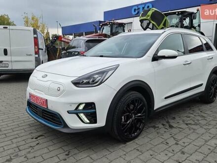 Белый Киа Niro, объемом двигателя 0 л и пробегом 73 тыс. км за 22300 $, фото 1 на Automoto.ua