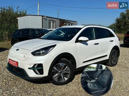 Білий Кіа Niro, об'ємом двигуна 0 л та пробігом 55 тис. км за 23600 $, фото 1 на Automoto.ua