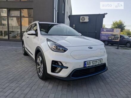 Белый Киа Niro, объемом двигателя 0 л и пробегом 101 тыс. км за 20500 $, фото 1 на Automoto.ua