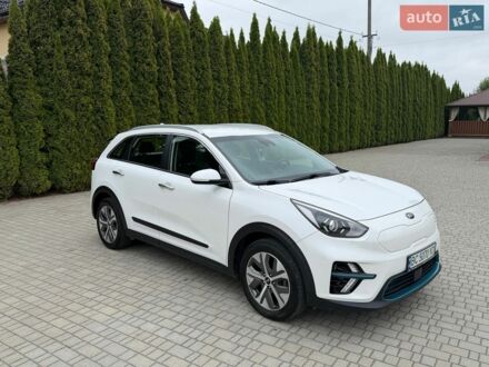 Білий Кіа Niro, об'ємом двигуна 0 л та пробігом 149 тис. км за 18700 $, фото 1 на Automoto.ua