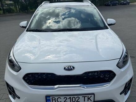 Киа Niro 2021 в Львове на Automoto.ua Белый Киа Niro, объемом двигателя 1.58 л и пробегом 48 тыс. км за 24500 $, фото 1 на Automoto.ua