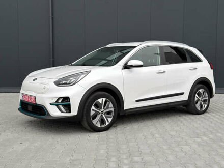 Белый Киа Niro, объемом двигателя 0 л и пробегом 39 тыс. км за 23400 $, фото 1 на Automoto.ua