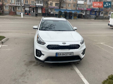 Киа Niro 2021 в Кропивницком (Кировограде) на Automoto.ua Белый Киа Niro, объемом двигателя 1.6 л и пробегом 68 тыс. км за 20900 $, фото 1 на Automoto.ua