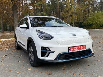 Киа Niro 2021 в Киеве на Automoto.ua Белый Киа Niro, объемом двигателя 0 л и пробегом 63 тыс. км за 22500 $, фото 1 на Automoto.ua