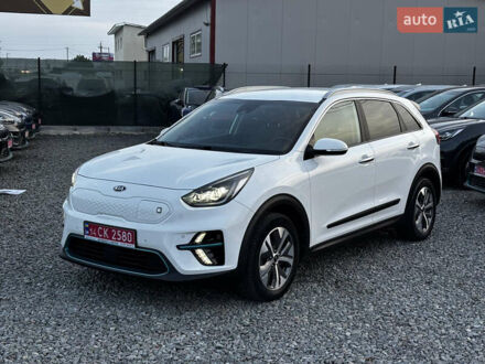 Белый Киа Niro, объемом двигателя 0 л и пробегом 51 тыс. км за 21650 $, фото 1 на Automoto.ua