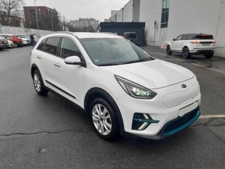 Киа Niro 2021 в Киеве на Automoto.ua Белый Киа Niro, объемом двигателя 0 л и пробегом 59 тыс. км за 11300 $, фото 1 на Automoto.ua