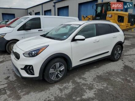 Белый Киа Niro, объемом двигателя 1.58 л и пробегом 49 тыс. км за 5500 $, фото 1 на Automoto.ua