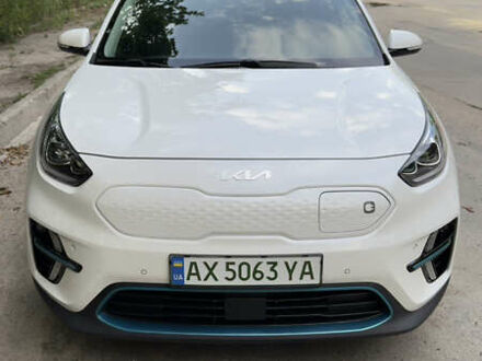 Белый Киа Niro, объемом двигателя 0 л и пробегом 58 тыс. км за 22400 $, фото 1 на Automoto.ua
