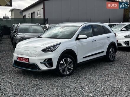 Белый Киа Niro, объемом двигателя 0 л и пробегом 58 тыс. км за 24300 $, фото 1 на Automoto.ua