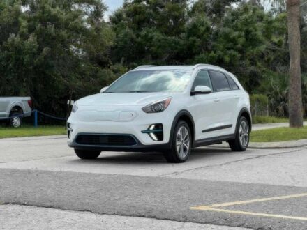 Кіа Niro 2022 у Львові на Automoto.ua Білий Кіа Niro, об'ємом двигуна 0 л та пробігом 12 тис. км за 19999 $, фото 1 на Automoto.ua